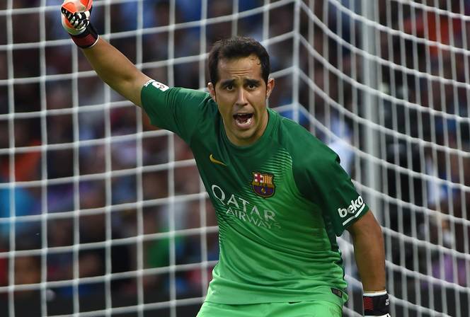 720p-Claudio Bravo Blunder